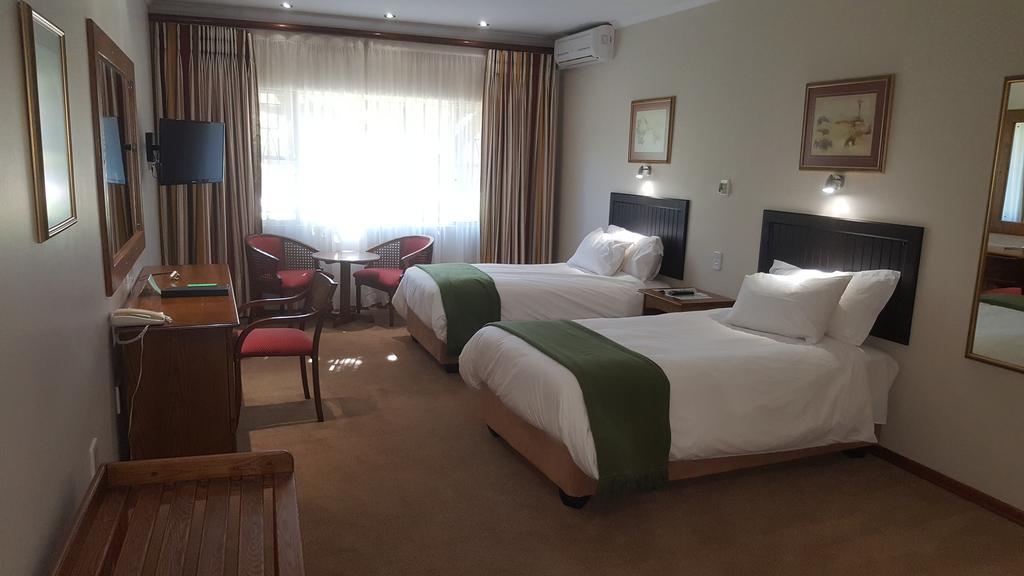 Park Hotel Mokopane Eksteriør billede