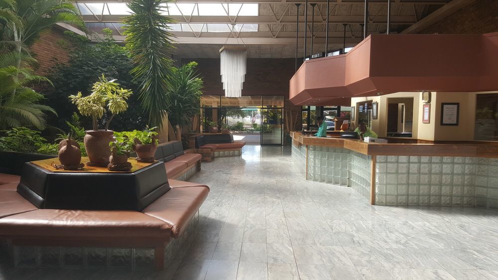 Park Hotel Mokopane Eksteriør billede