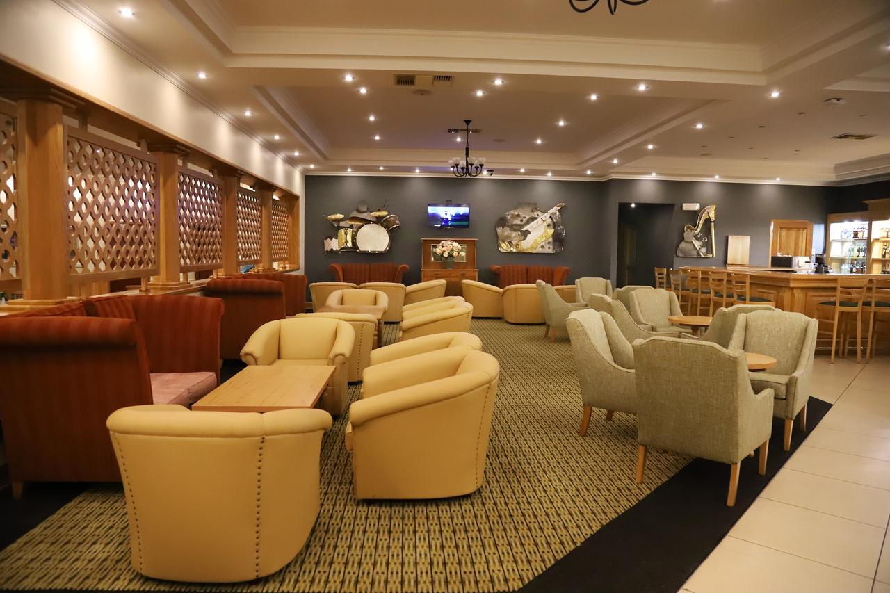 Park Hotel Mokopane Eksteriør billede