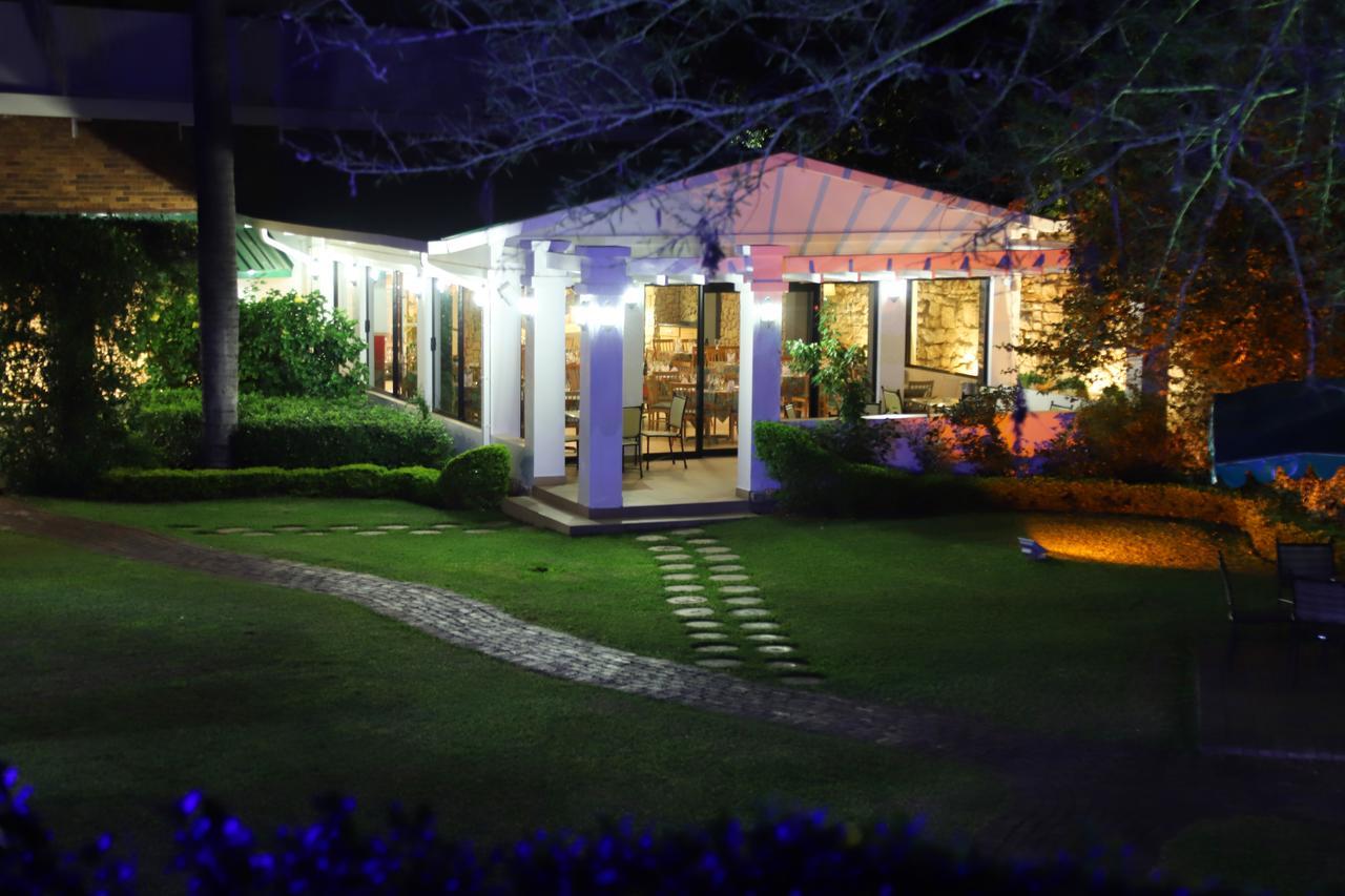 Park Hotel Mokopane Eksteriør billede